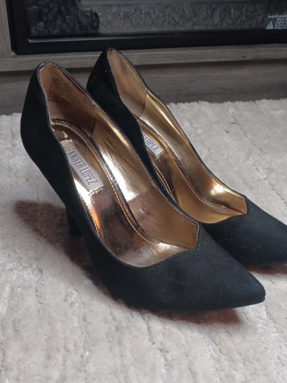 Jennifer Lopez Black Pointed-Toe Suede Heels